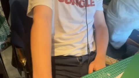 g_r1 online show from April 28, 1:26 pm