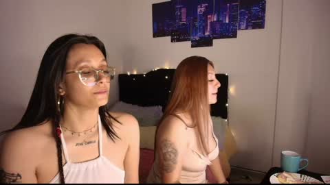 Snapshot of gabbie_kook chatting on February 8, 3:41 am gabbie_kook online show from February 8, 3:41 am