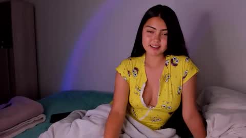 gabbyfoox online show from April 22, 2:19 am