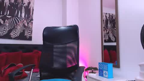 Snapshot of gabbyhills_ chatting on January 27, 9:22 pm Gabby online show from January 27, 9:22 pm