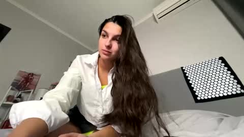 Snapshot of gabri_baby chatting on February 17, 3:11 pm The next stream in car 1 december 10pm time in France online show from February 17, 3:11 pm