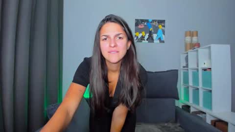 Snapshot of gabri_baby chatting on October 10, 7:14 am The next stream in car 1 december 10pm time in France online show from October 10, 7:14 am