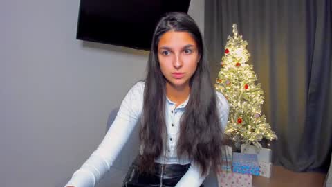 Snapshot of gabri_baby chatting on January 5, 8:31 pm The next stream in car 1 december 10pm time in France online show from January 5, 8:31 pm