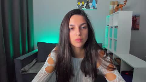 Snapshot of gabri_baby chatting on October 21, 10:02 pm The next stream in car 1 december 10pm time in France online show from October 21, 10:02 pm