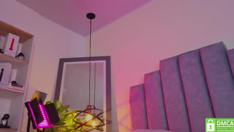 Carolina online show from January 10, 5:29 pm