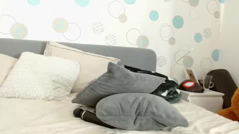Snapshot of gabrielaaxxx chatting on March 6, 9:53 pm i love to squirt online show from March 6, 9:53 pm