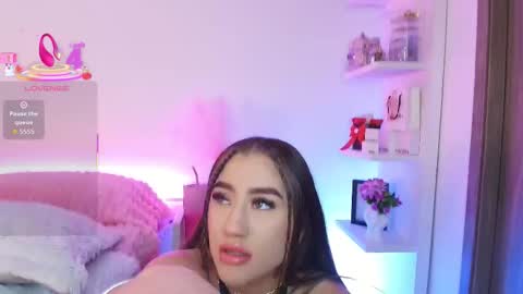   online show from March 27, 10:44 pm