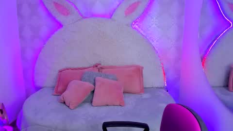 Gaby online show from December 3, 7:36 pm