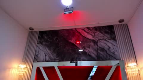 Gaby  online show from April 19, 6:10 pm