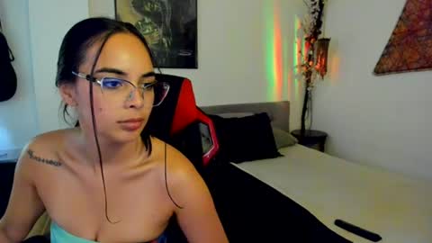 gabyaridiii online show from June 30, 6:06 pm