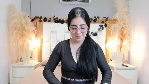 gabyjhons online show from December 16, 6:25 pm