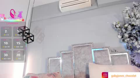 gabyyjones online show from November 13, 11:46 am