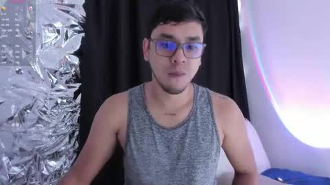 Snapshot of gadiel_edric chatting on October 23, 12:28 pm Gadiel online show from October 23, 12:28 pm