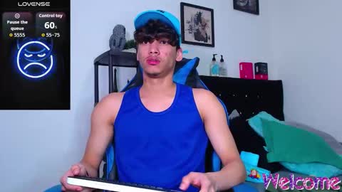 gael_jones online show from November 20, 2:43 am