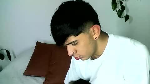 Gael Garca online show from February 17, 4:00 am