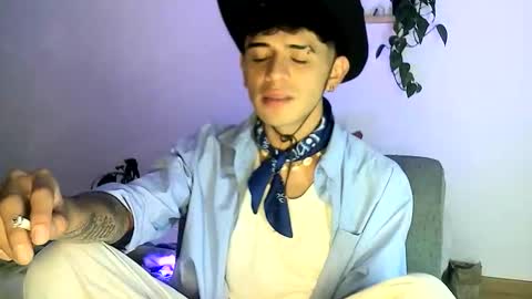 Gael Garca online show from March 9, 2:27 am