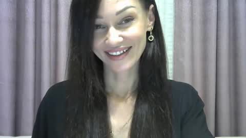 Snapshot of galaxy_33 chatting on September 29, 8:52 pm galaxy_33 online show from September 29, 8:52 pm