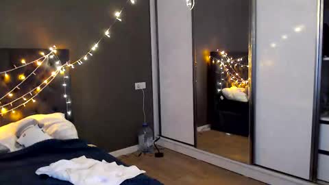 My name Lou 3 online show from December 16, 7:26 am