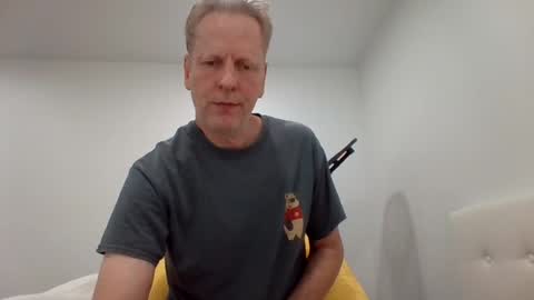 gamerboy200 online show from August 3, 10:16 pm
