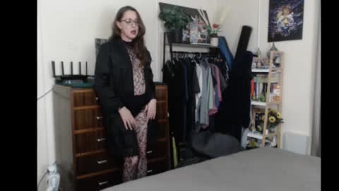 Snapshot of gangbangxxxgirl chatting on September 13, 10:28 am HOT  online show from September 13, 10:28 am