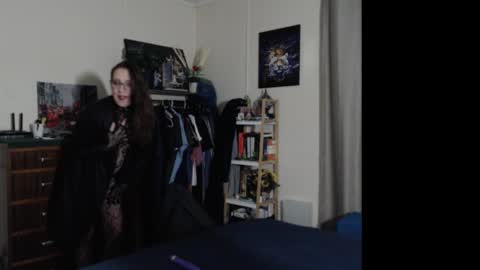 Snapshot of gangbangxxxgirl chatting on February 22, 10:29 am HOT  online show from February 22, 10:29 am