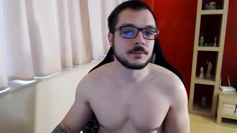 GangstaLover online show from February 28, 5:33 am