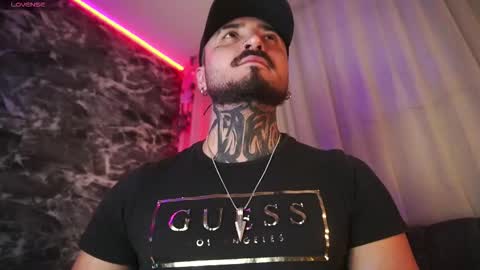 Chris  Dont forget to gift me thumb up Its very important to me and makes me happy AF  online show from February 26, 6:17 am