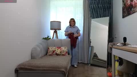 Ava online show from June 21, 12:44 pm