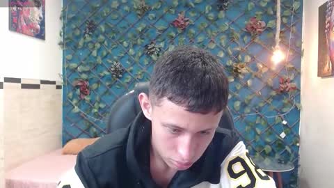 garuo_18 online show from November 14, 3:52 am