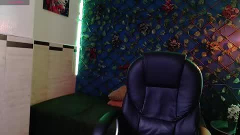 garuo_18 online show from December 17, 2:40 am