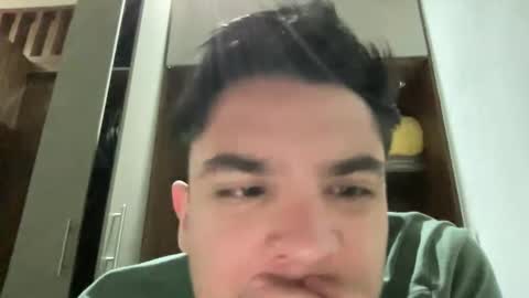 garypinepineapple online show from April 28, 2:49 am