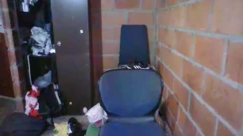 Snapshot of gattitosexy_95 chatting on February 23, 5:07 pm gattitosexy_95 online show from February 23, 5:07 pm