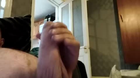 Snapshot of gazzer467237 chatting on September 26, 10:18 pm gazzer467237 online show from September 26, 10:18 pm