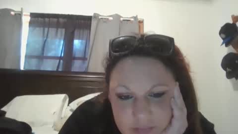 HLB online show from February 1, 5:47 pm