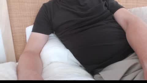 Snapshot of gccurious76 chatting on October 19, 12:59 am GCGuy online show from October 19, 12:59 am