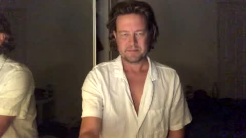 gcsurfer81 online show from April 21, 9:05 am