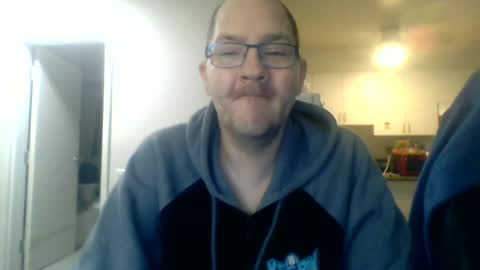 geekgamer41 online show from June 16, 3:27 pm