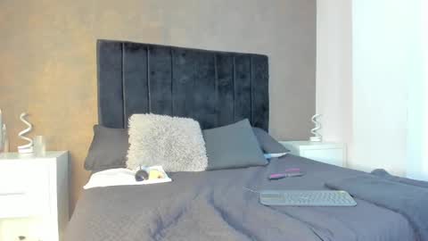 Snapshot of gemarodriguez_ chatting on March 1, 5:42 am Gemma online show from March 1, 5:42 am