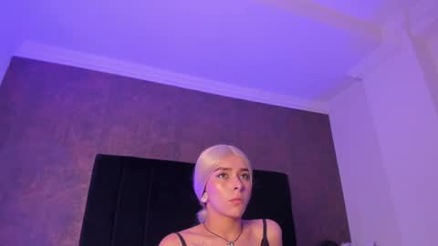 Snapshot of gemarodriguez_ chatting on March 2, 10:38 pm Gemma online show from March 2, 10:38 pm