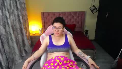 geminis_xxx1 online show from April 16, 5:29 am