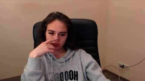 Gemma online show from April 27, 6:22 am