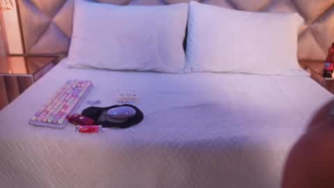 Maria  online show from April 3, 3:13 am