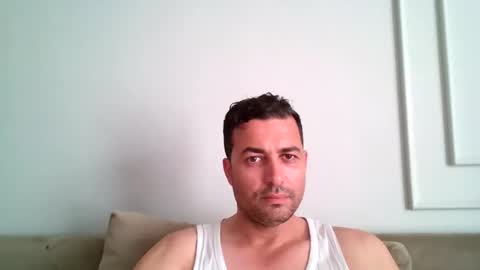 genteldevil online show from May 16, 1:54 pm