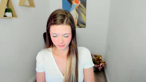 Alice online show from May 23, 7:54 pm