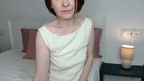 Elena online show from June 12, 1:43 pm