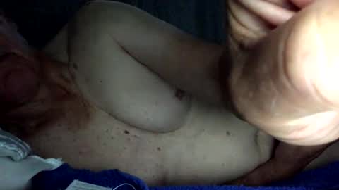 Snapshot of geoff242535 chatting on October 18, 7:56 am geoff242535 online show from October 18, 7:56 am