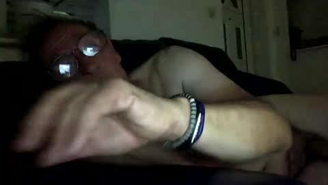 Snapshot of geoff242535 chatting on October 22, 9:49 pm geoff242535 online show from October 22, 9:49 pm