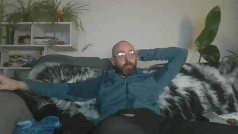 Snapshot of geon2xx chatting on September 25, 10:06 pm Geon online show from September 25, 10:06 pm