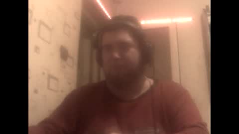 Snapshot of george84xxx chatting on February 18, 11:19 pm GeOOXXX online show from February 18, 11:19 pm