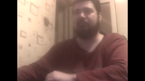 Snapshot of george84xxx chatting on December 20, 6:24 pm GeOOXXX online show from December 20, 6:24 pm